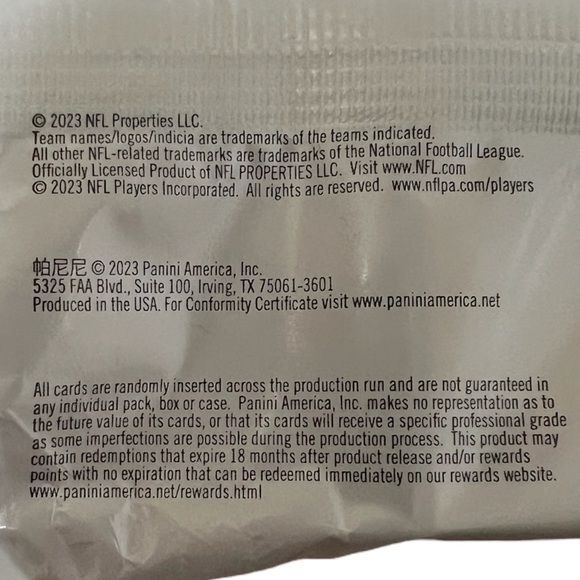 2023 Panini PRIZM Chrome Football NFL Trading Cards Fat Pack Retail Value Pack - Picture 10 of 10